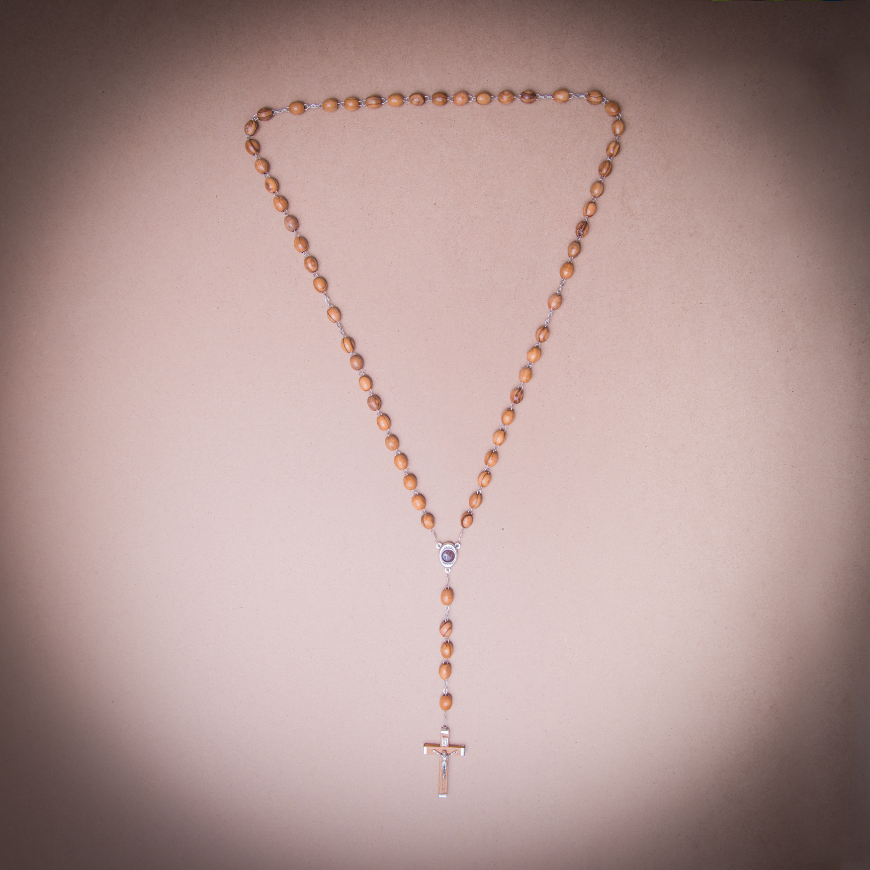 005\0001 Olive wood  rosary 